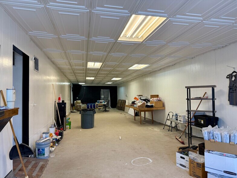 12 Broadway Ave, Culbertson, MT à vendre - Photo du bâtiment - Image 3 de 21