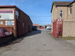 10 Albert Rd, Darlington for lease Building Photo- Image 2 of 3
