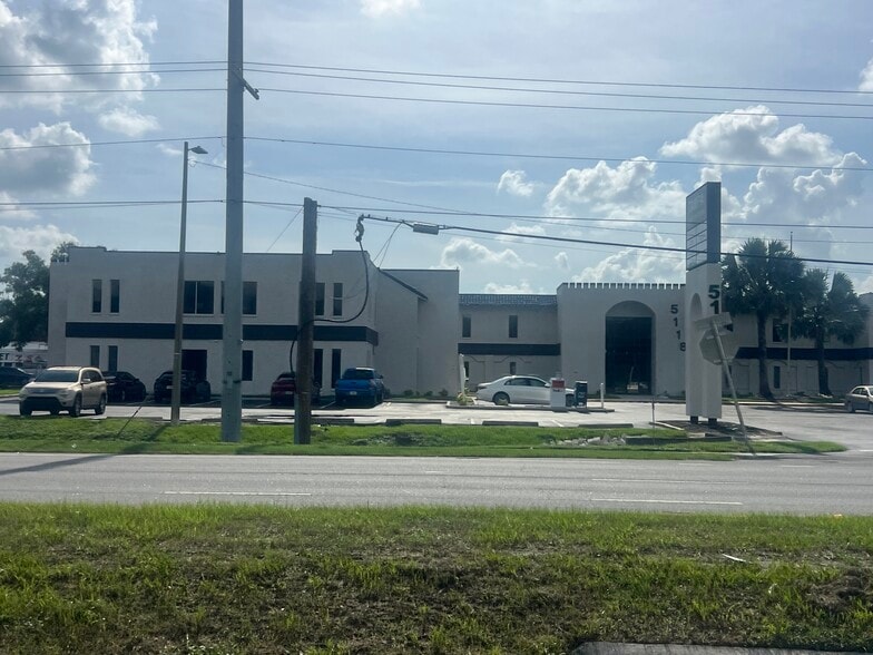 5118 N 56th St, Tampa, FL for lease - Building Photo - Image 3 of 19