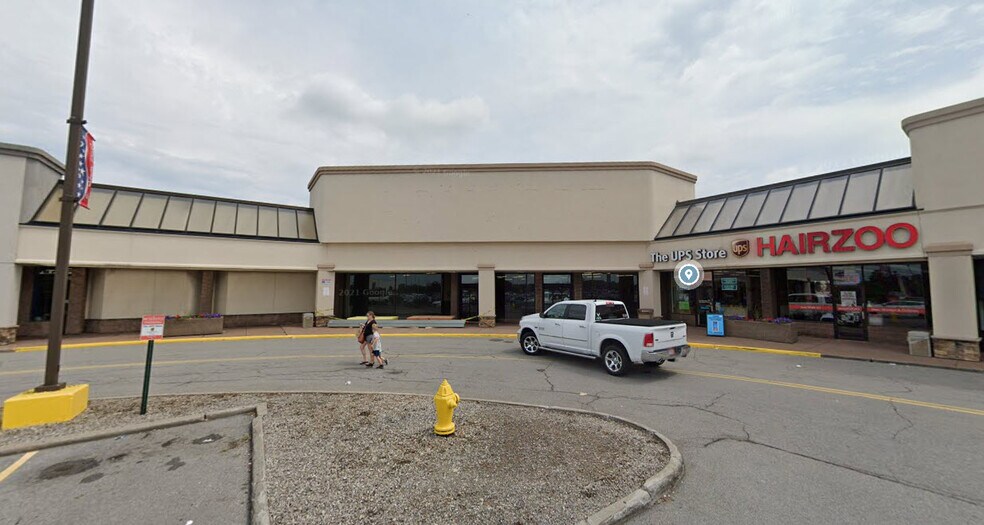 300 Hylan Dr, Rochester, NY for lease - Building Photo - Image 3 of 6