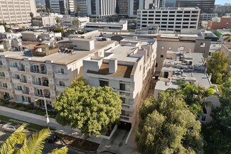 Plus de détails pour 132 S Clark Dr, Los Angeles, CA - Multi-résidentiel à vendre