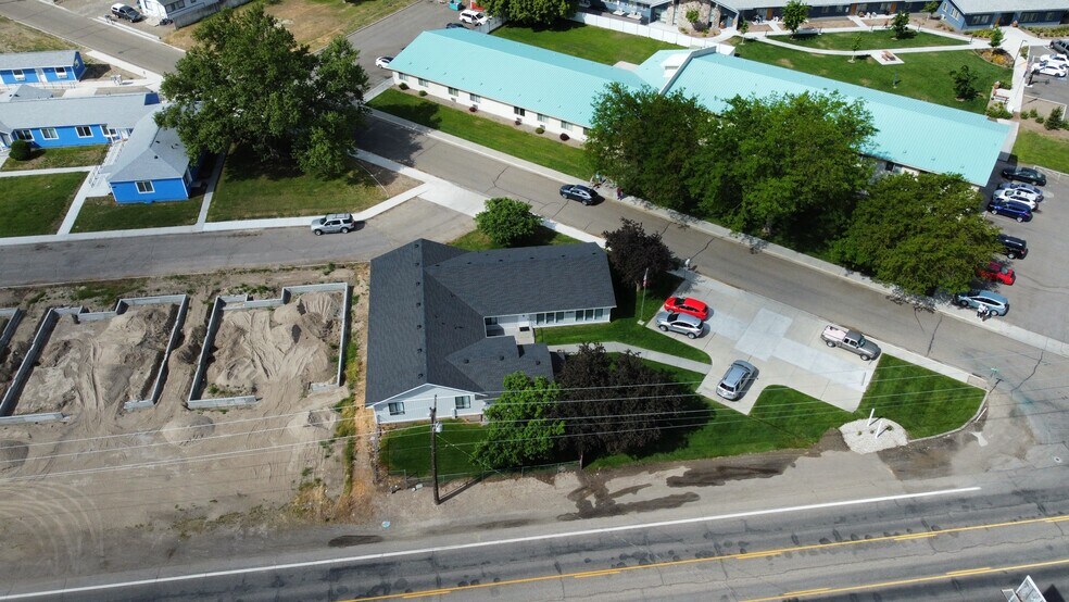 995 N Oregon St, Ontario, OR à vendre - Photo du bâtiment - Image 2 de 4