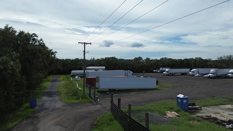 4807 S 50th St, Tampa, FL for lease - Commercial Listing Video - Image 2 of 7