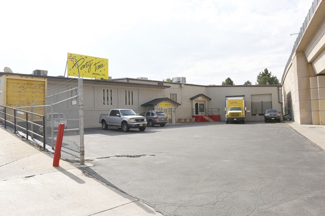 More details for 70 S Santa Fe Dr, Denver, CO - Industrial for Lease