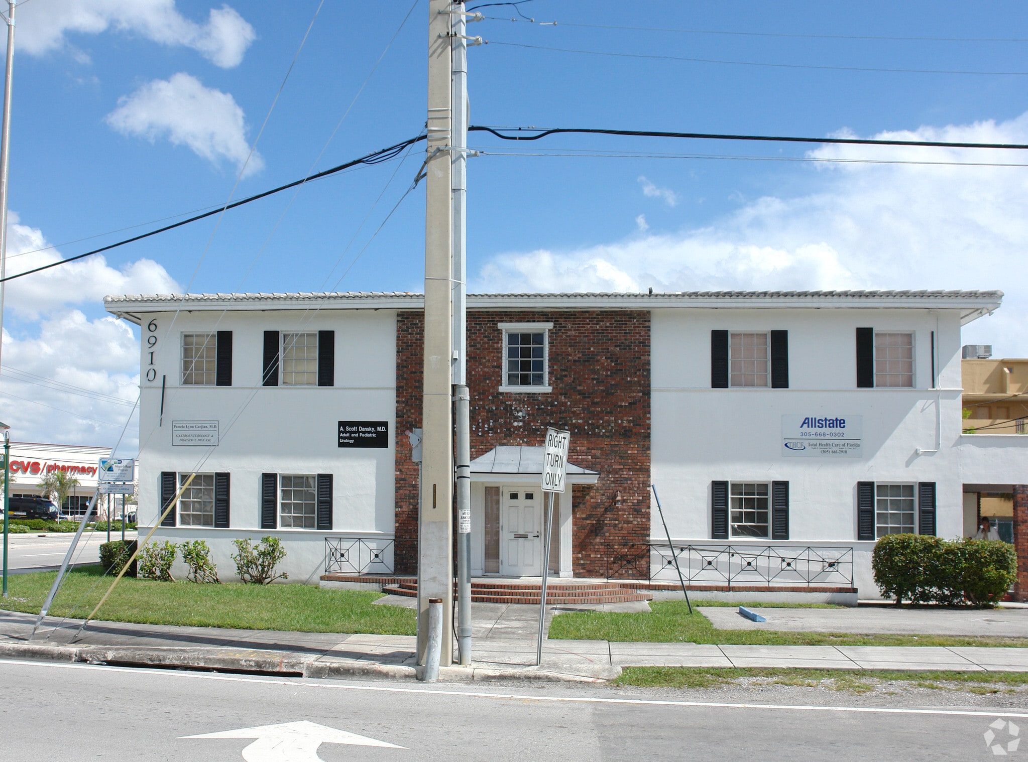 6910 N Kendall Dr, Miami, FL for lease Primary Photo- Image 1 of 11