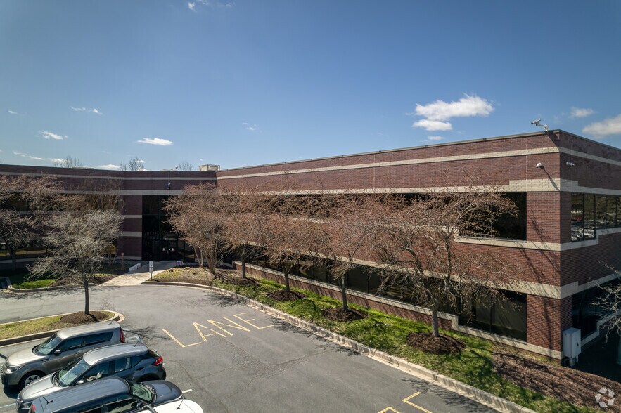 405 Silverside Rd, Wilmington, DE à louer - Photo du bâtiment - Image 2 de 12
