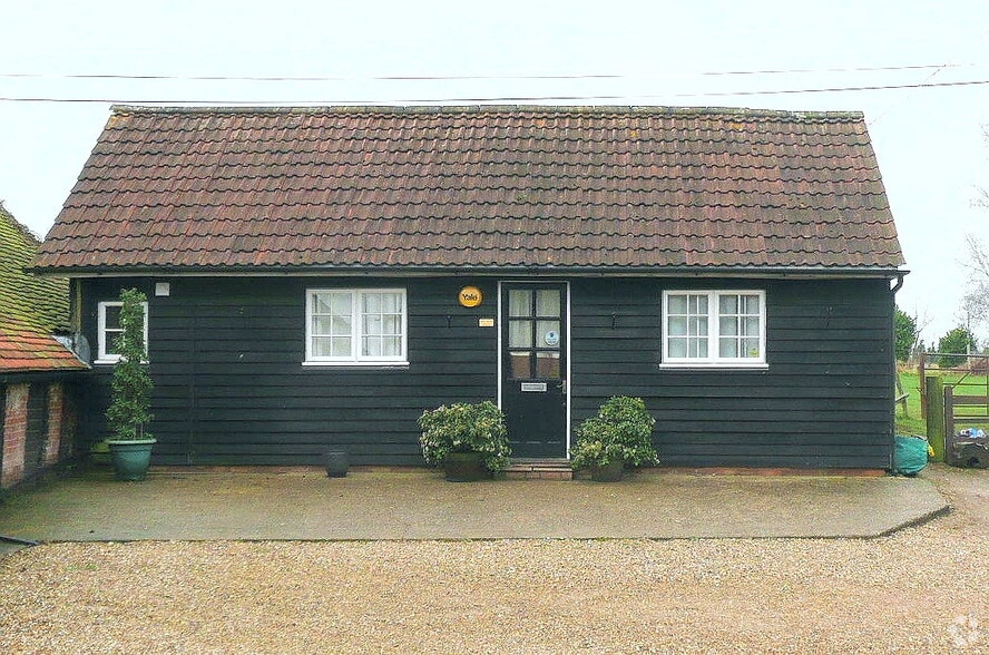 St Georges Rd, Farnham for lease - Primary Photo - Image 1 of 1