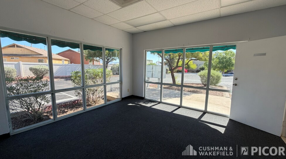 7941 E Lakeside Pky, Tucson, AZ à louer - Photo du bâtiment - Image 2 de 8