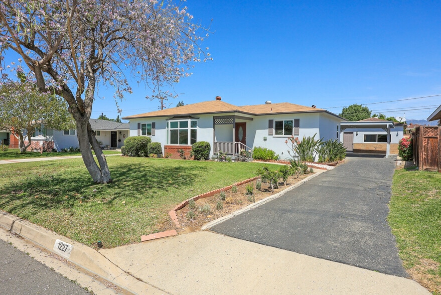 1227 E Grovecenter St, West Covina, CA à vendre - Photo du bâtiment - Image 2 de 95