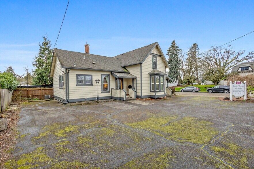 830 Saginaw St S, Salem, OR à vendre - Photo du bâtiment - Image 2 de 17
