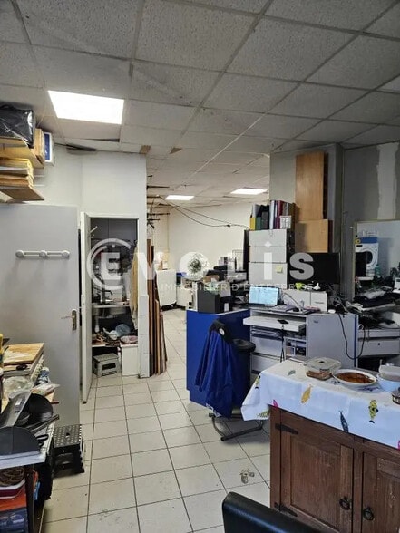 Bureau dans Montrouge à louer - Photo intérieure - Image 2 de 7