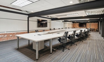 140 8th Ave SW, Calgary, AB for lease Interior Photo- Image 2 of 5