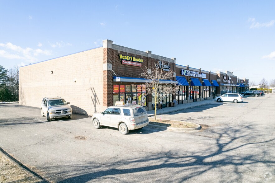 2330 S Milford Rd, Highland Township, MI for lease - Building Photo - Image 2 of 6