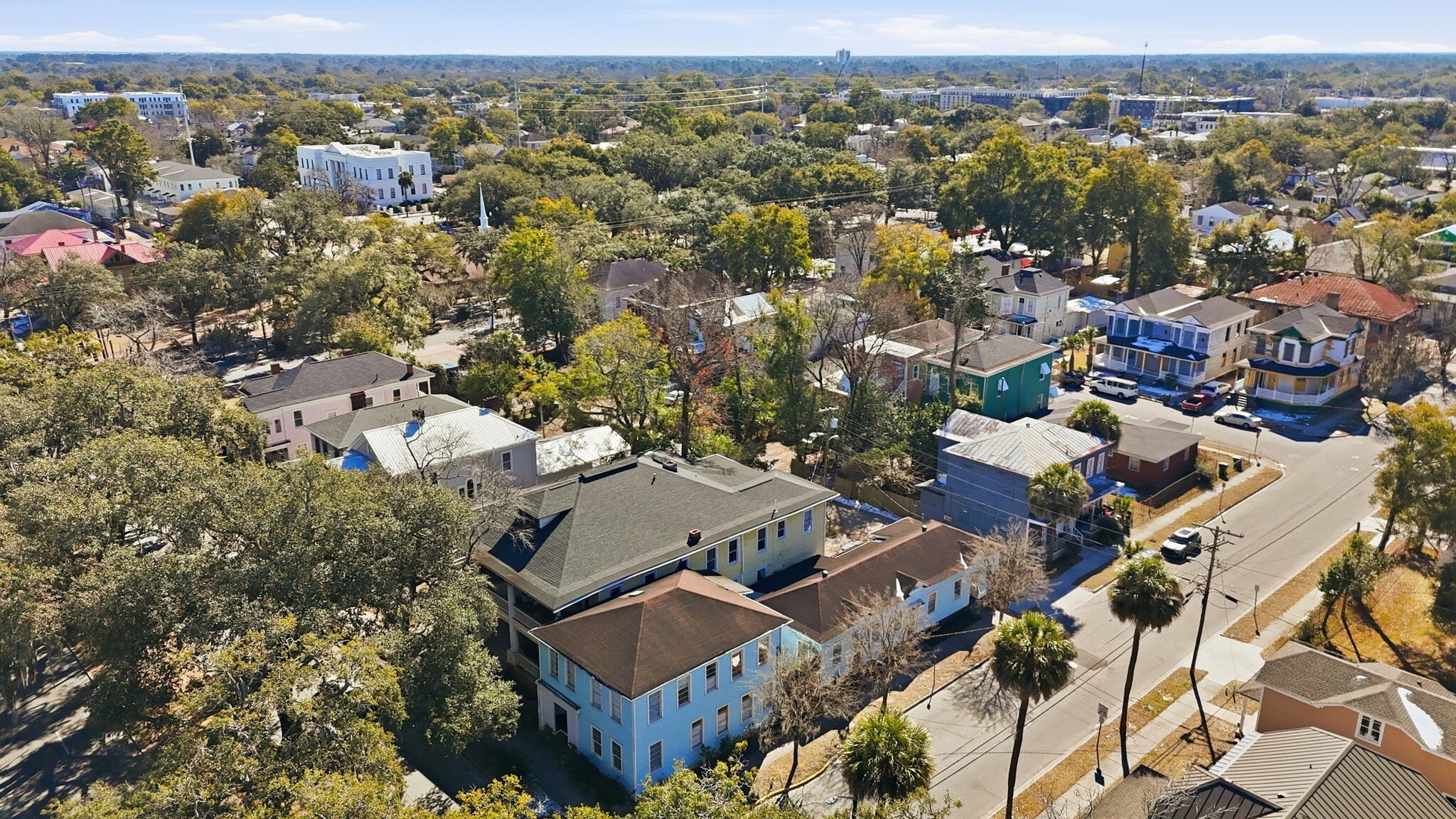 521 W 37th St, Savannah, GA for sale Primary Photo- Image 1 of 87