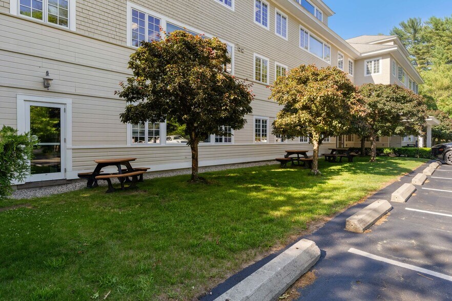95 Tremont St, Duxbury, MA à vendre - Photo du bâtiment - Image 2 de 35
