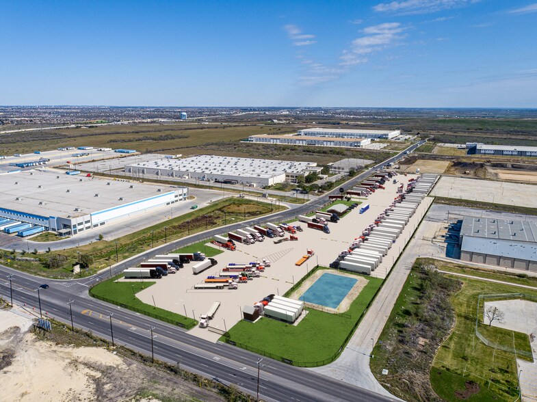 6600 Lancer Boulevard, San Antonio, TX à louer - Photo principale - Image 1 de 16