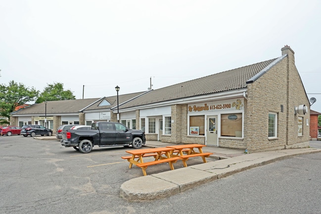 More details for 75 Elgin St W, Arnprior, ON - Retail for Lease