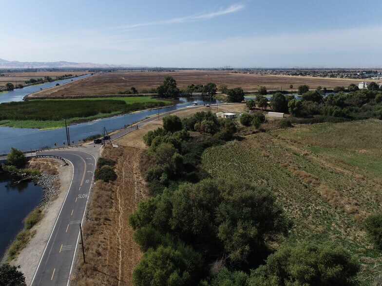 0000 Holland Tract Road Rd, Knightsen, CA à vendre - Photo principale - Image 1 de 7