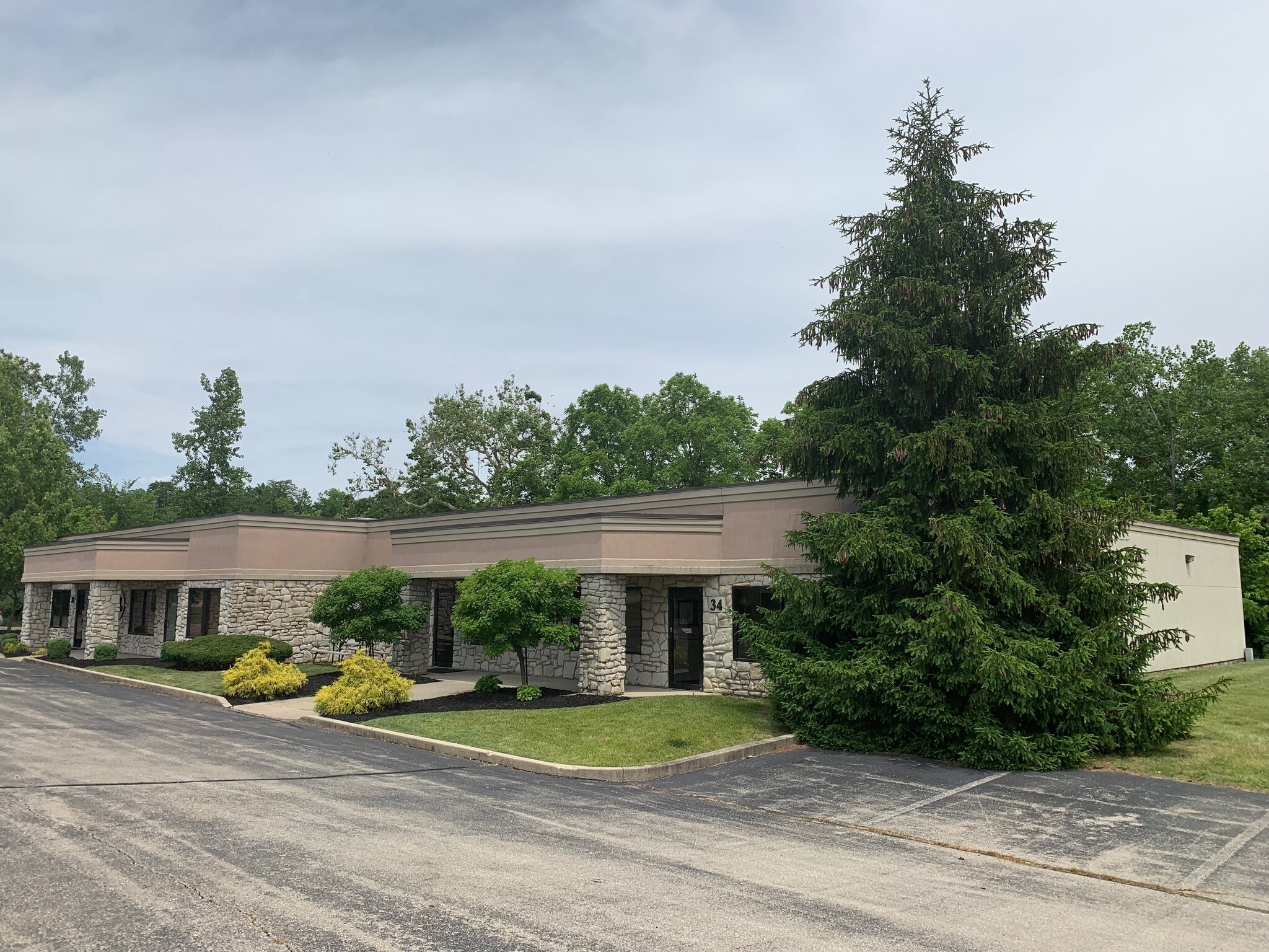 34-38 N Pioneer Blvd, Springboro, OH à vendre Photo principale- Image 1 de 30