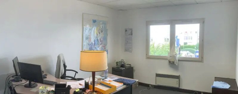 10 Rue Marcel Paul, Massy à louer - Photo du bâtiment - Image 2 de 8