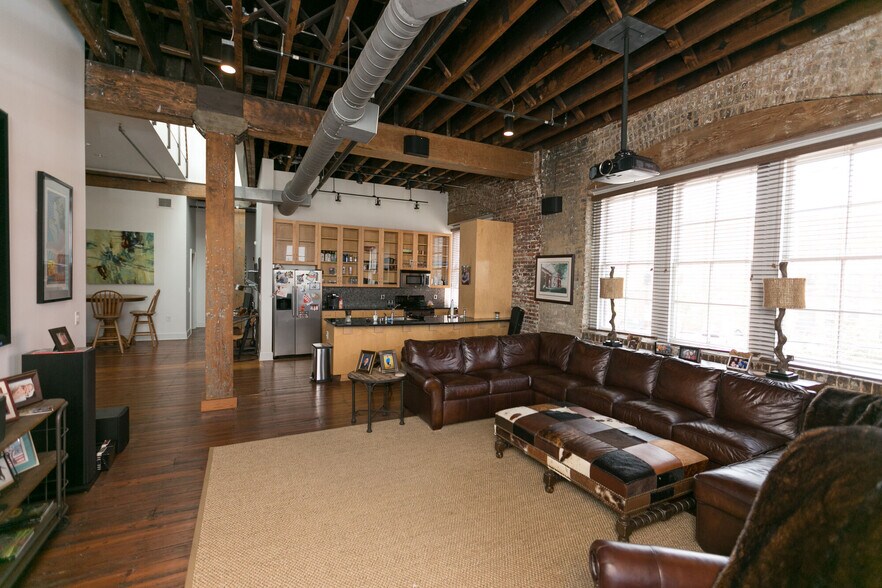 241 N Court St, Montgomery, AL à vendre - Photo du bâtiment - Image 3 de 15