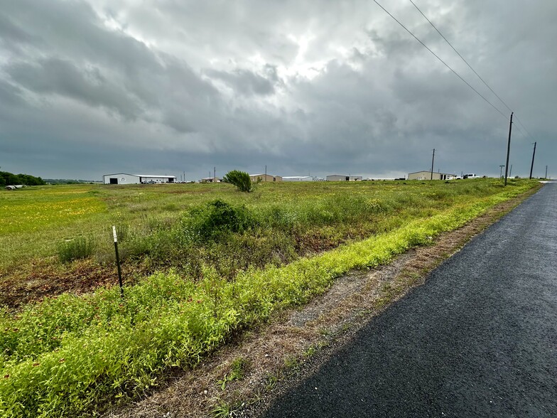 1430 Co 145 rd, Jarrell, TX for sale - Other - Image 1 of 6