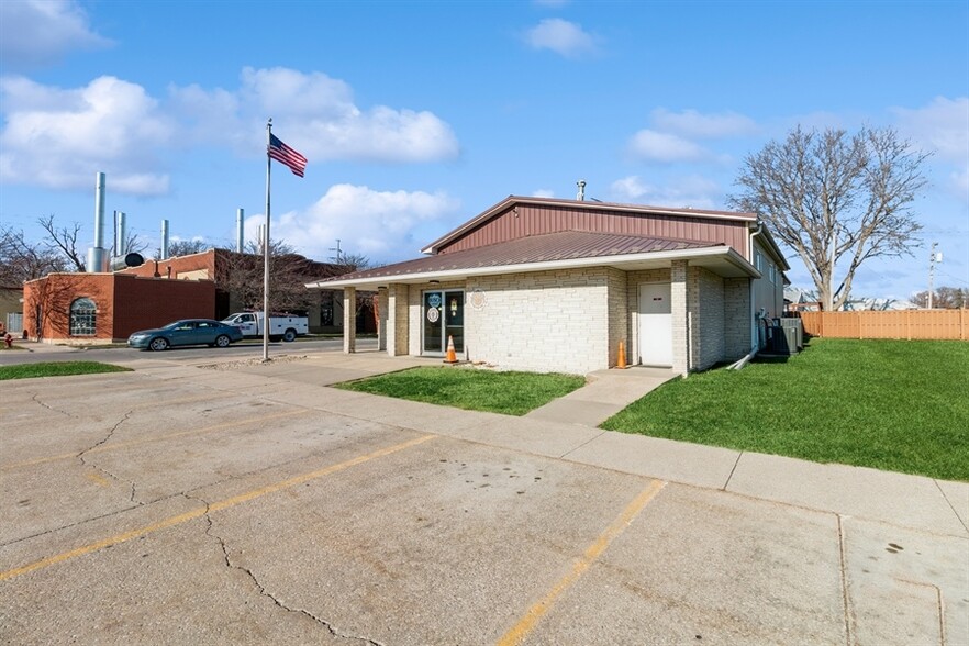 301 Washington St, Story City, IA for sale - Building Photo - Image 2 of 26