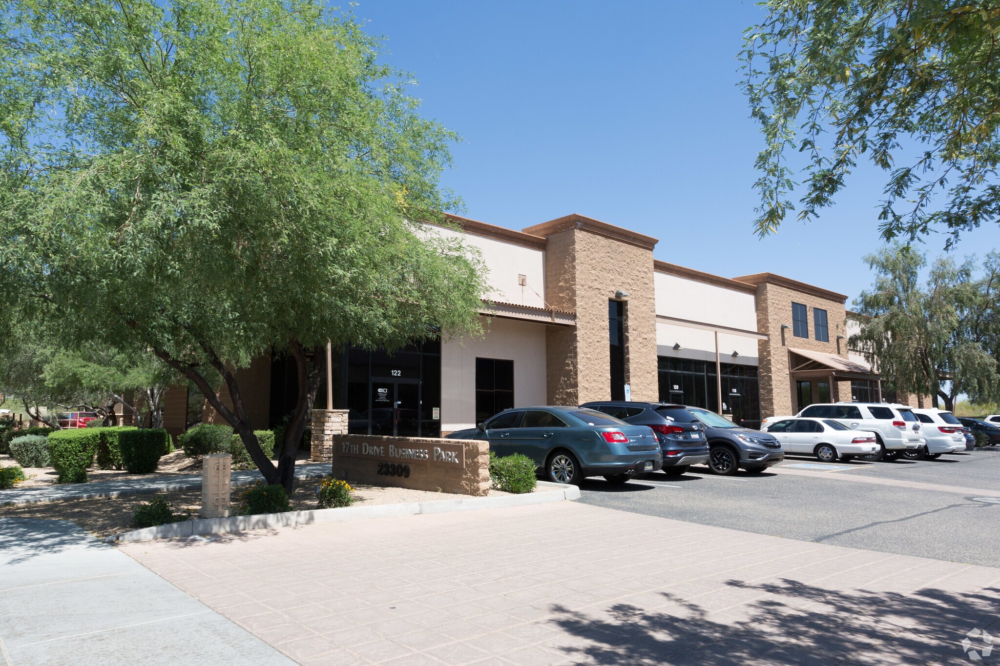 23309 N 17th Dr, Phoenix, AZ à louer Photo principale- Image 1 de 9