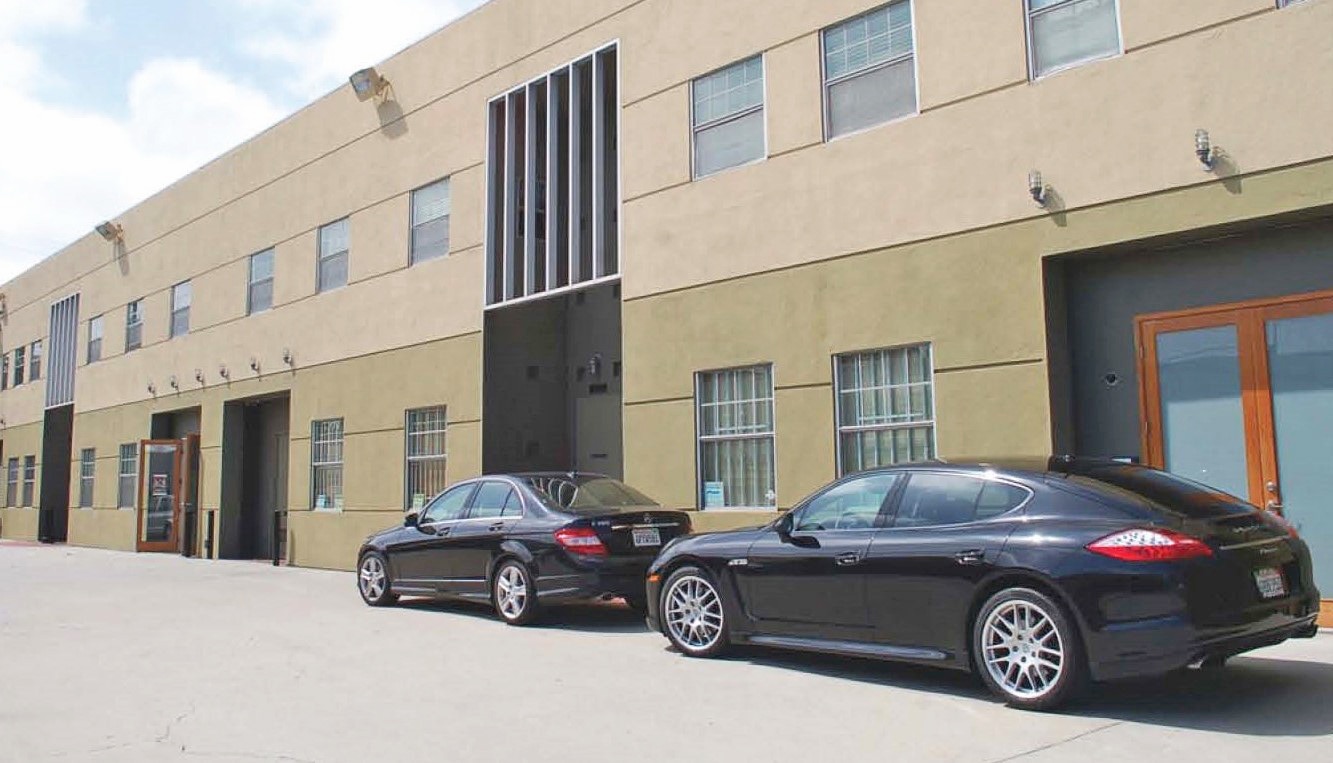 8950-8956 Ellis Ave, Los Angeles, CA à louer Photo principale- Image 1 de 18