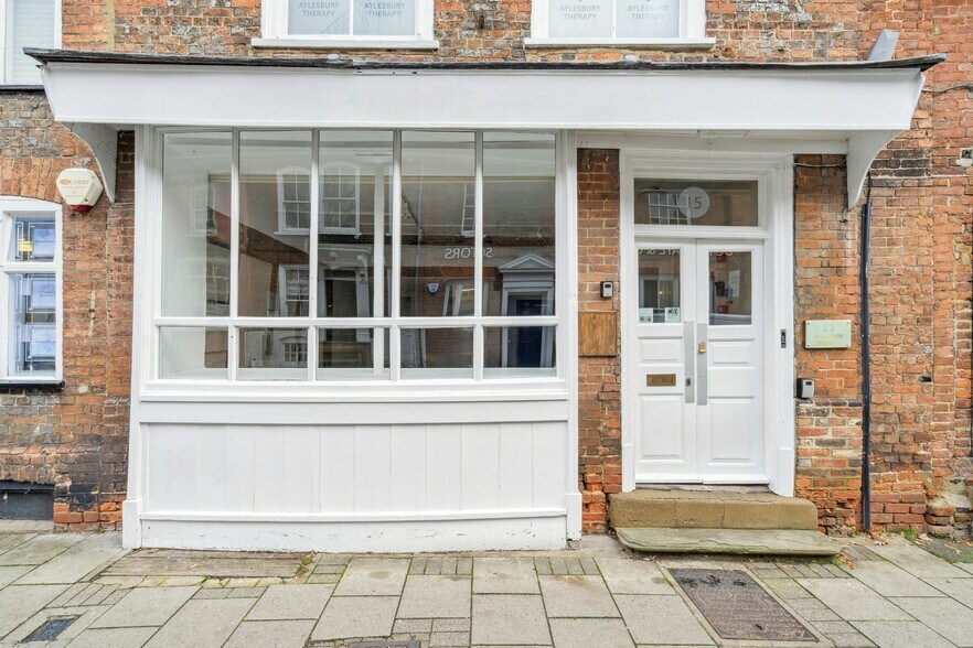 15 Temple St, Aylesbury for lease - Building Photo - Image 3 of 49