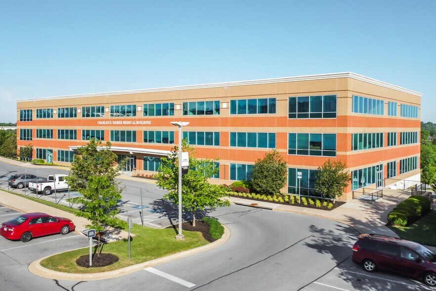 193 Stoner Ave, Westminster, MD for lease - Building Photo - Image 1 of 12