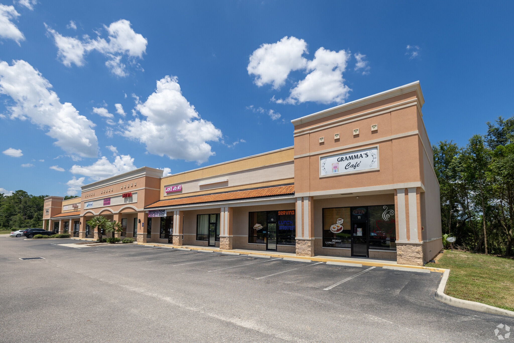 13685 S US Highway 441, Summerfield, FL for lease Primary Photo- Image 1 of 6