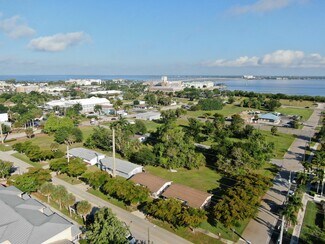 Plus de détails pour 418 E Virginia Ave, Punta Gorda, FL - Multi-résidentiel à vendre