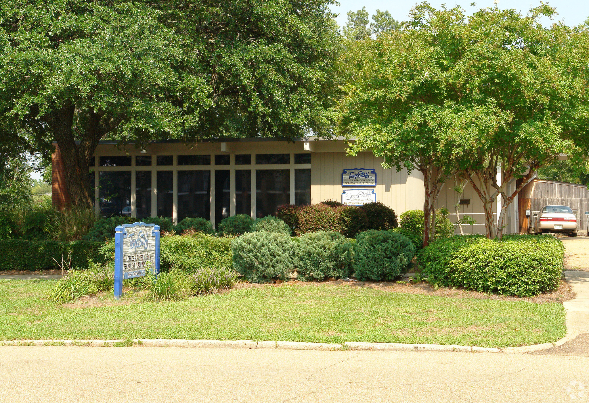 962 North St, Jackson, MS for sale Primary Photo- Image 1 of 1