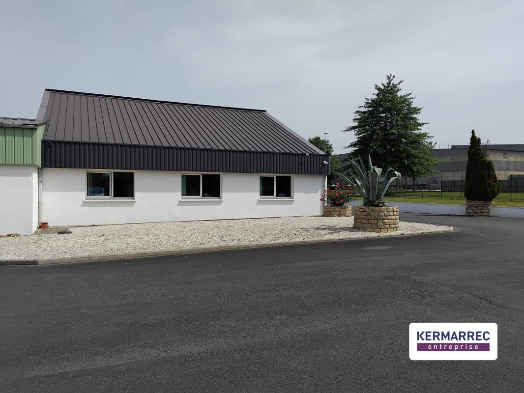 Flex in Bourgbarré for sale Building Photo- Image 1 of 7