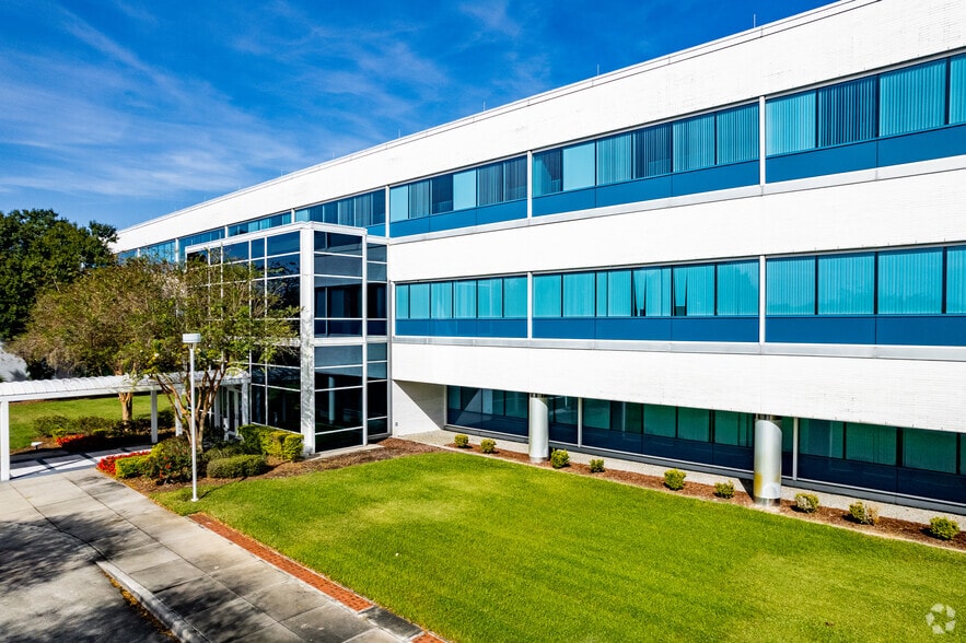 7401 Cypress Gardens Blvd, Winter Haven, FL for lease - Building Photo - Image 1 of 8