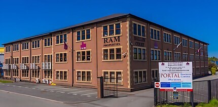 Dallam Ln, Warrington à louer Photo du bâtiment- Image 1 de 1