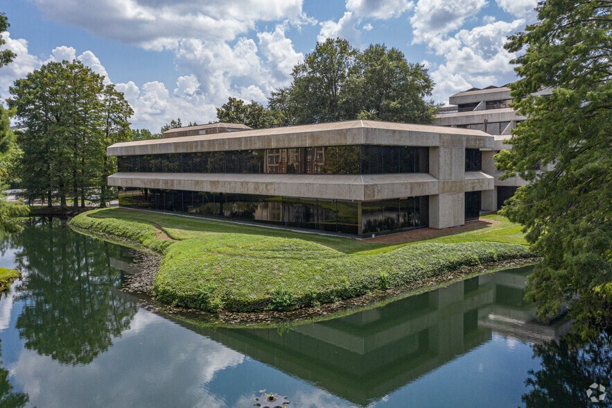 1 Vantage Way, Nashville, TN for lease - Building Photo - Image 1 of 4