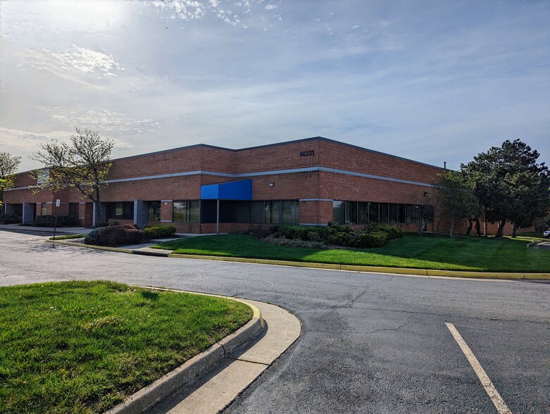 14231 Willard Rd, Chantilly, VA for lease - Building Photo - Image 1 of 7