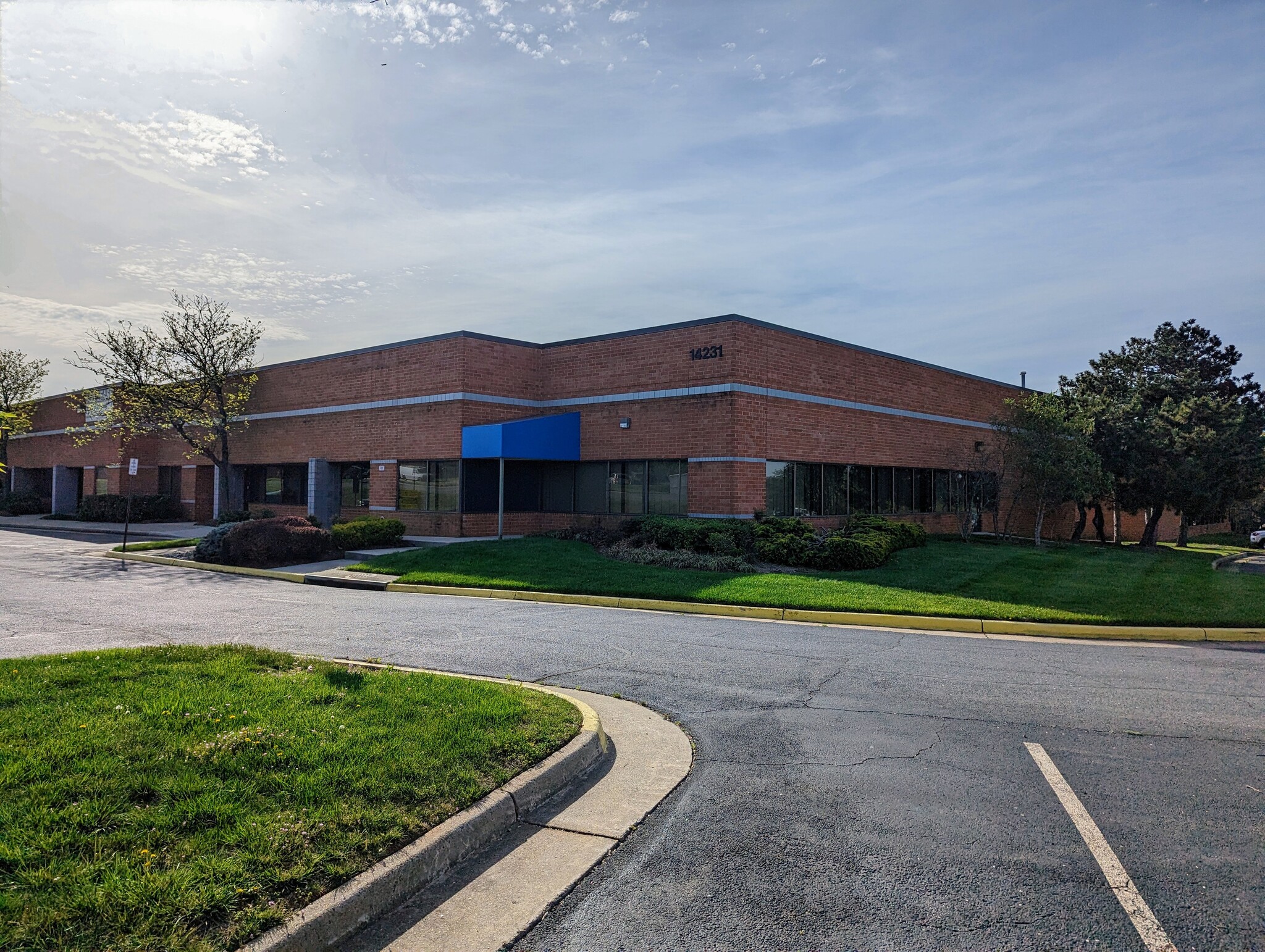 14231 Willard Rd, Chantilly, VA for lease Building Photo- Image 1 of 8