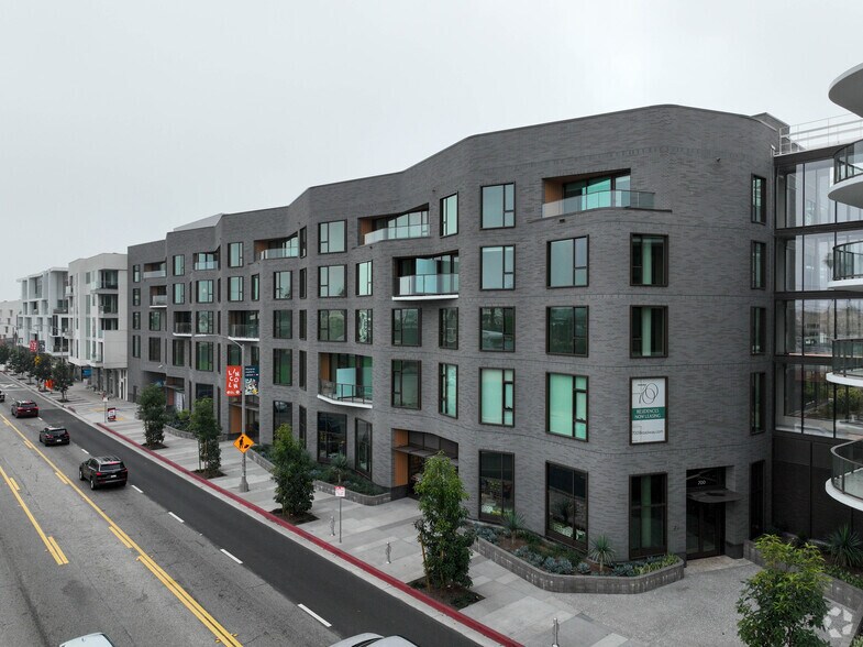 700 Broadway, Santa Monica, CA à louer - Photo du bâtiment - Image 3 de 58