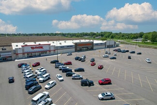 Plus de détails pour 1325 E Jackson St, Macomb, IL - Commerce de détail à louer