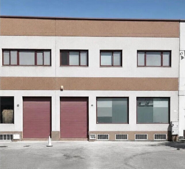 Industriel dans Seseña, Toledo à vendre - Photo du bâtiment - Image 1 de 8