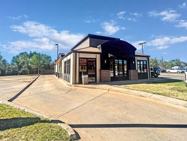 More details for 2109 19th St, Lubbock, TX - Retail for Lease