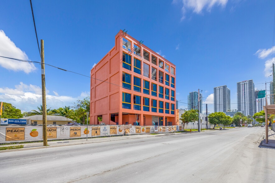 123 NW 14th st, Miami, FL for lease - Primary Photo - Image 1 of 4