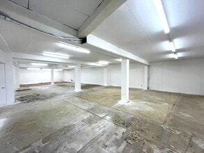 58-62 High St, St Neots à louer Photo intérieure- Image 2 de 3