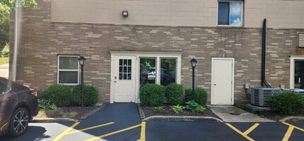 27070 Detroit Rd, Westlake, OH for lease Building Photo- Image 1 of 8