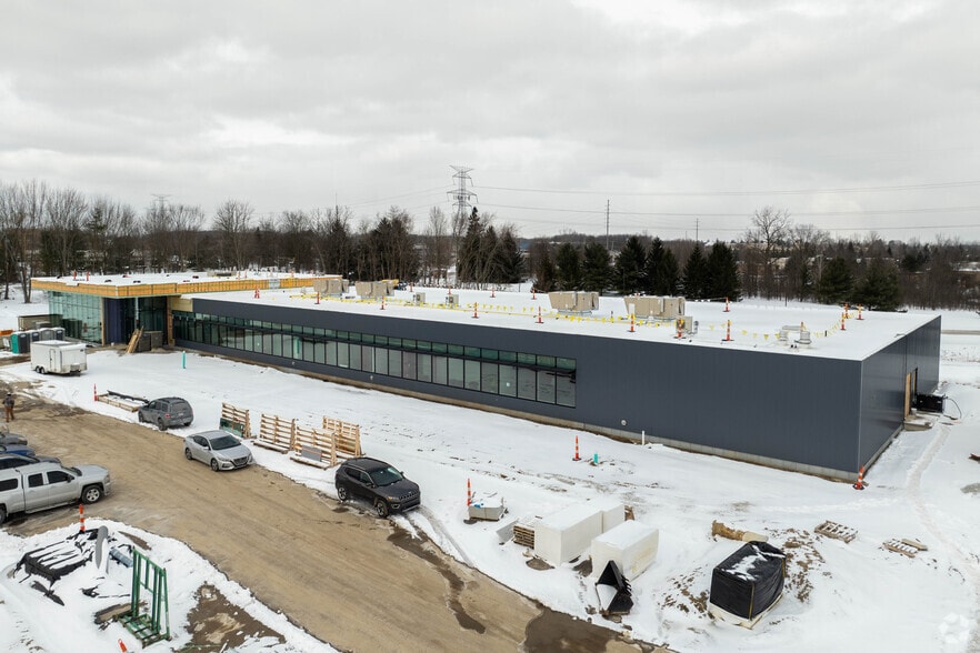 Old Mill Rd, Twinsburg, OH for lease - Building Photo - Image 2 of 5