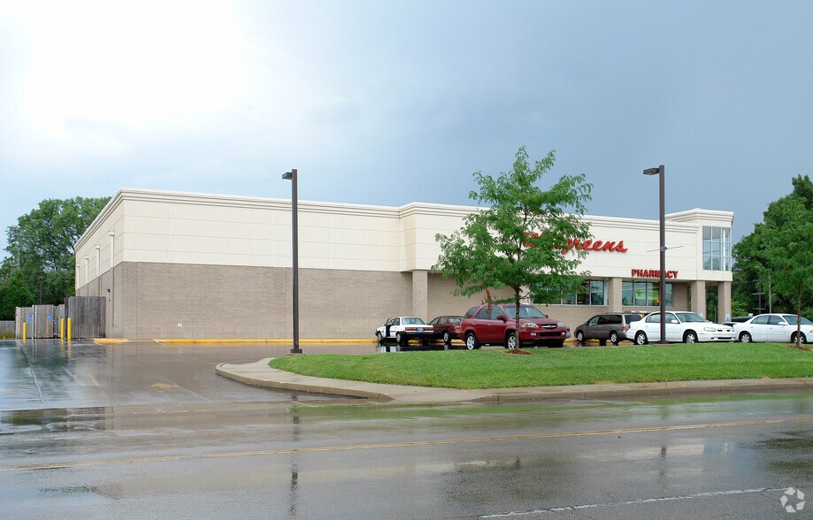 400 E Memorial Dr, Muncie, IN à vendre - Photo du bâtiment - Image 2 de 3