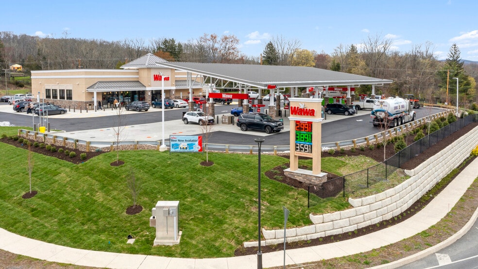 Route 209 & Music Center Dr, East Stroudsburg, PA à louer - Photo du bâtiment - Image 3 de 5